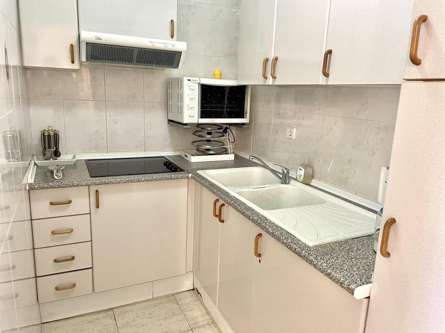 33Apartamento Soleado De Dos Habitaciones Empuriabrava Exterior foto